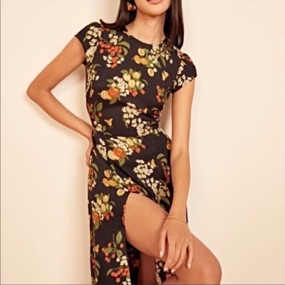 Reformation Dresses & Skirts - ❤️Reformation Gavin Dress summer soirée